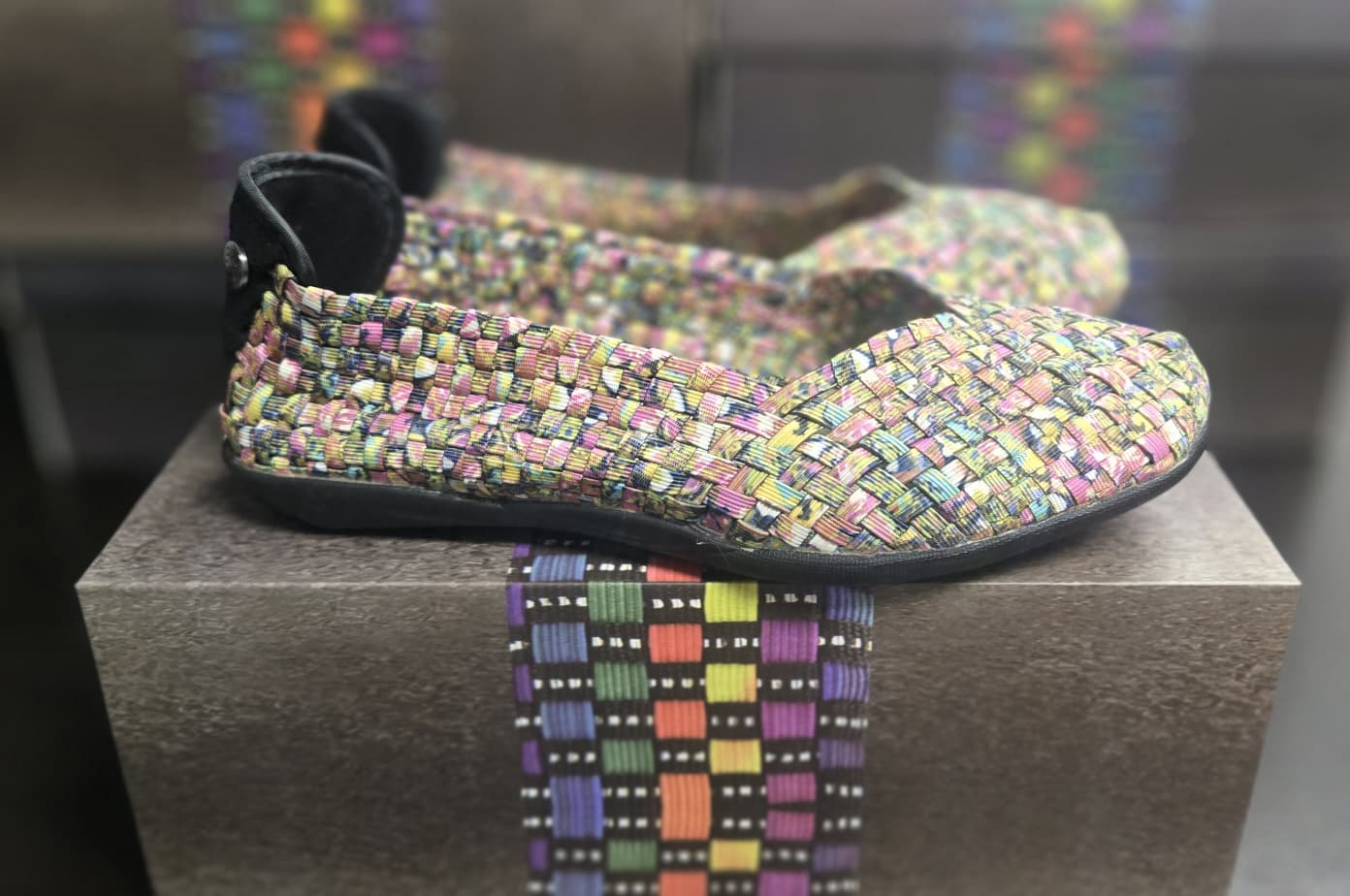 Bernie Mev Shoe Pallet | Assorted Footwear | 400 Pieces | Pallets