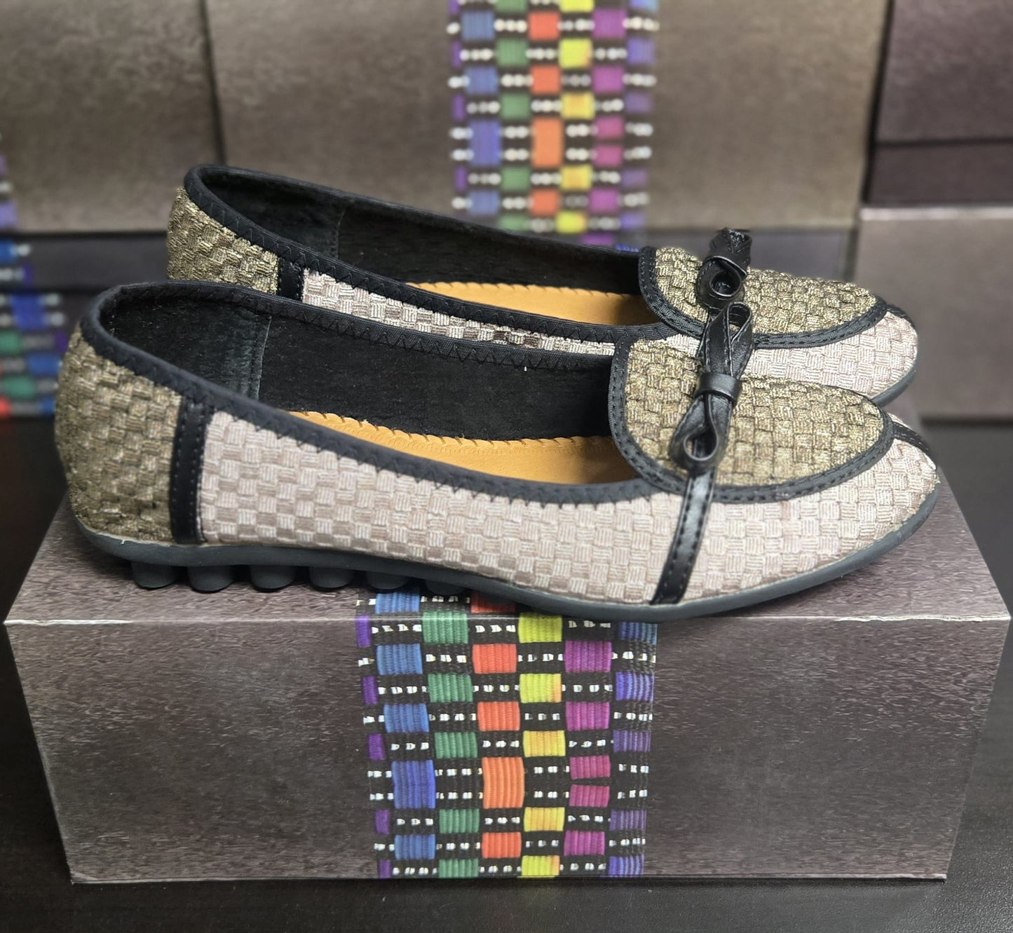 Bernie Mev Shoe Pallet | Assorted Footwear | 400 Pieces | Pallets