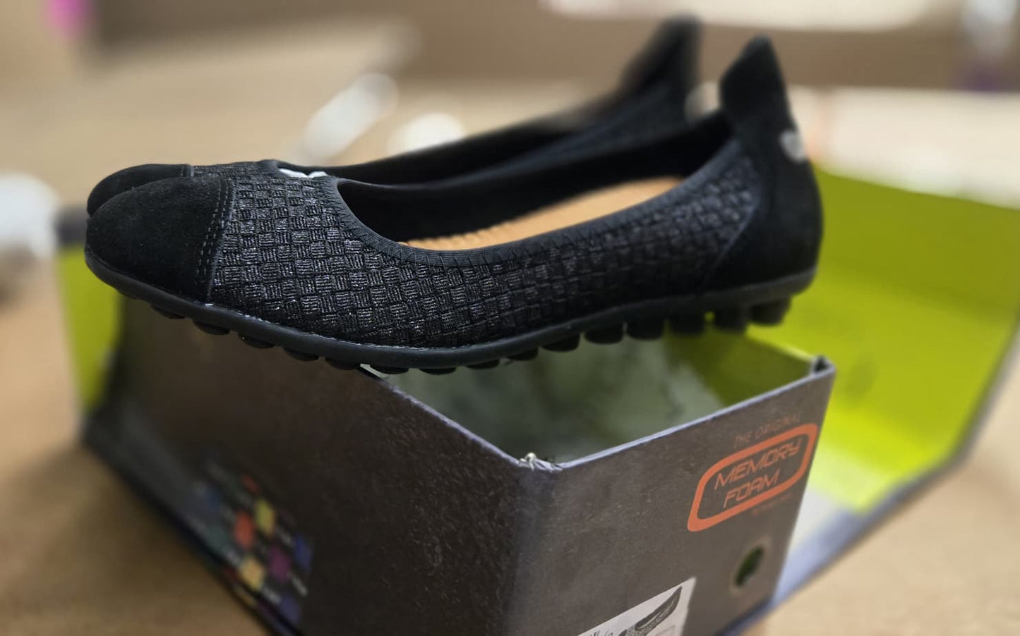 Bernie Mev Shoe Pallet | Assorted Footwear | 400 Pieces | Pallets