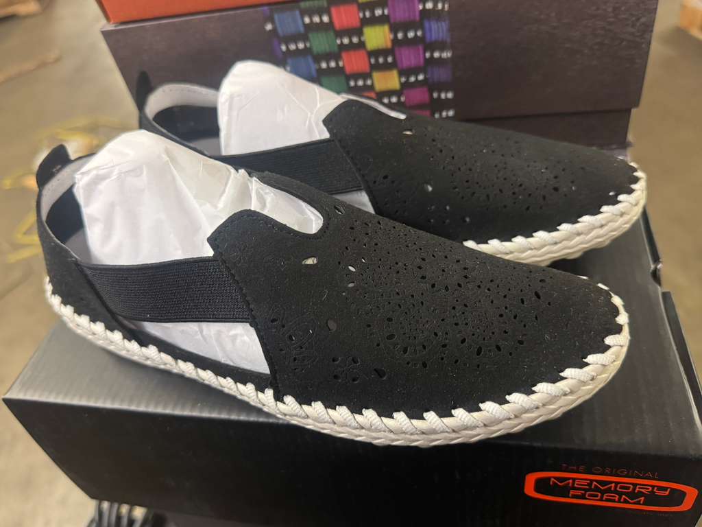 Bernie Mev Shoe Pallet | Assorted Footwear | 379 Pairs | Pallet# PS-47