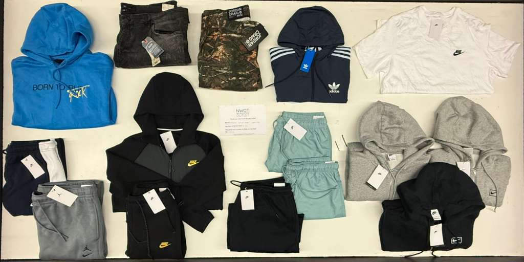 Athletic Outlet Sport | Assorted Athletic Apparel | 15 Pieces | Small Box #SMA-458