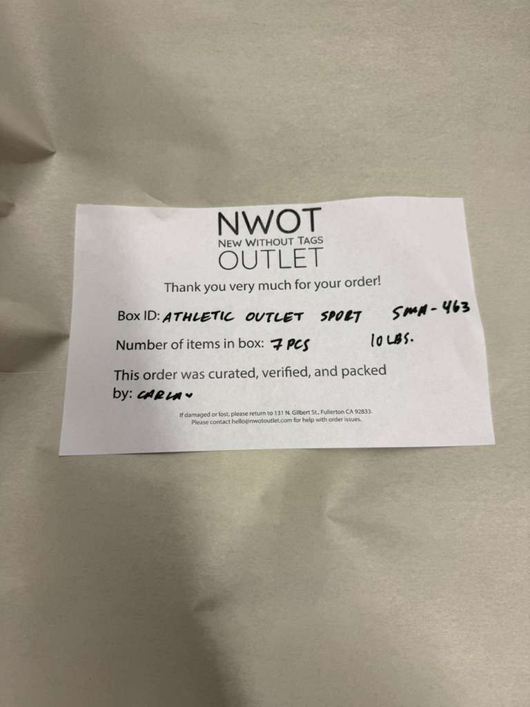 Athletic Outlet Sport | Assorted Athletic Apparel | 7 Pieces | Small Box #SMA-463