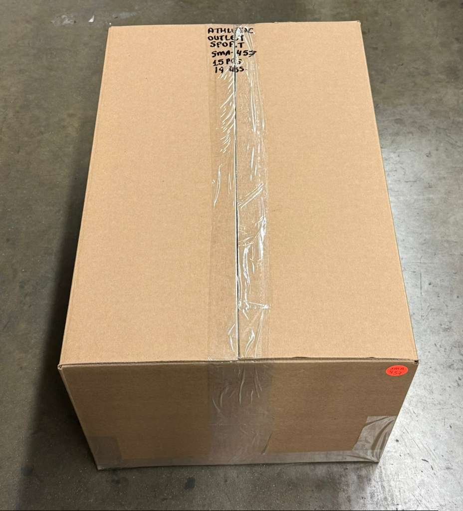 Athletic Outlet Sport | Assorted Athletic Apparel | 15 Pieces | Small Box #SMA-457