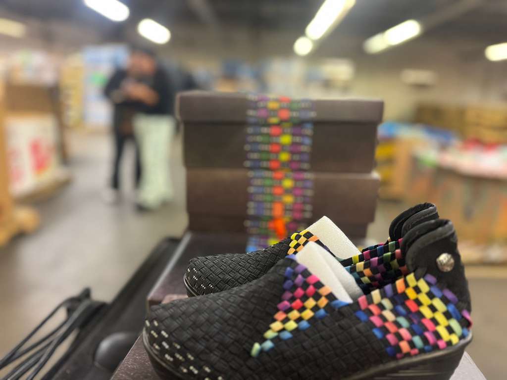 Bernie Mev Shoe Pallet | Assorted Footwear | 365 Pieces | Pallet# PS-51