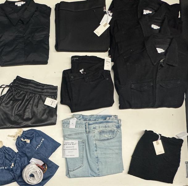 Good American Plus Size | Assorted Women's Apparel | 25 Pieces | SMALL BOX # SMA-203