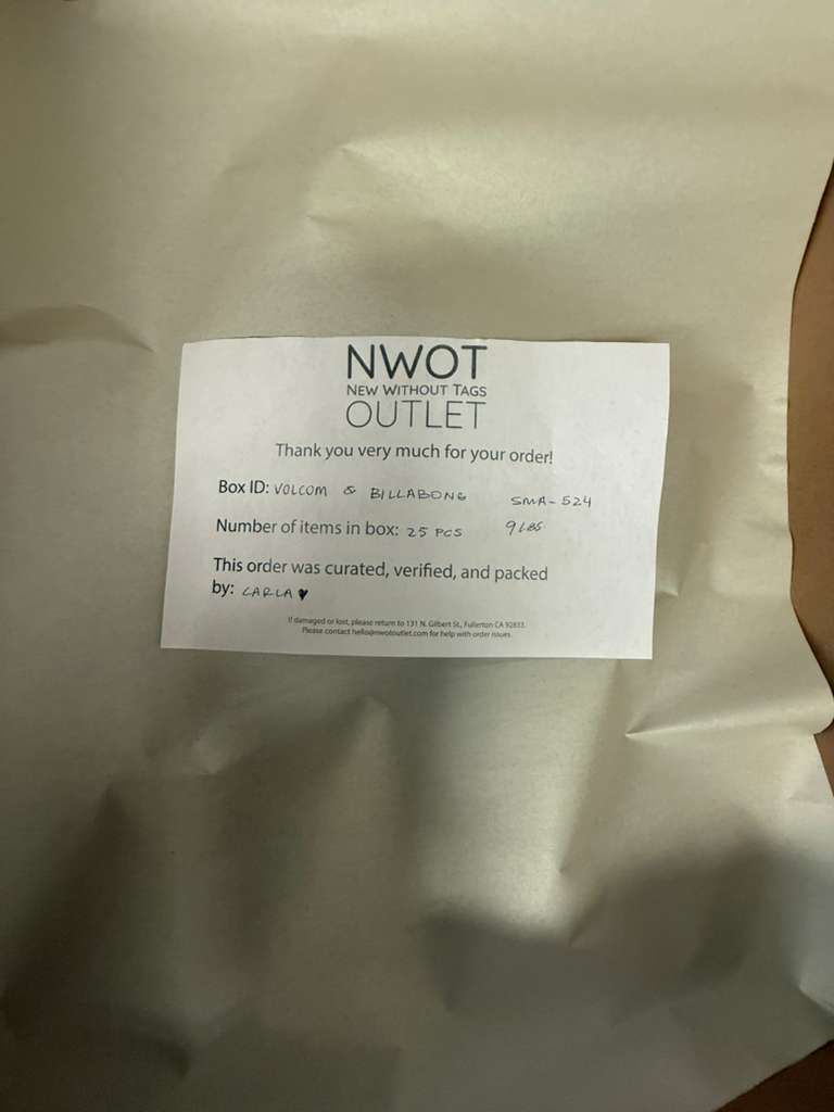 Volcom & Billabong | Assorted Apparel | New With Tag | 25 Pieces | Small Box #SMA-524