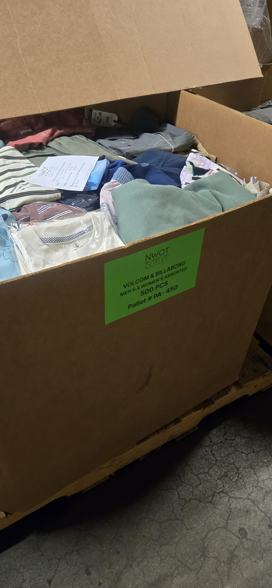 Volcom & Billabong | Assorted Apparel | New With Tag | 500 Pieces | Pallet #PA-450