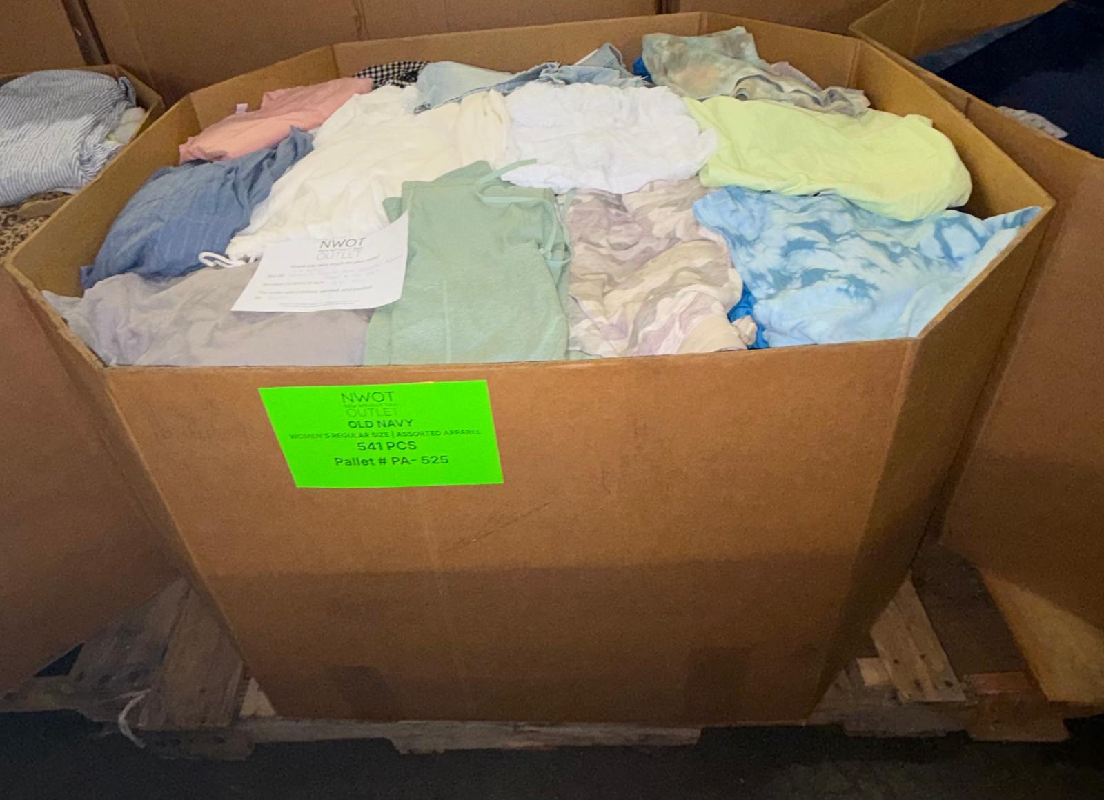 Old Navy Women's | Assorted Apparel | 541 Pieces | NWT | Pallet #PA-525
