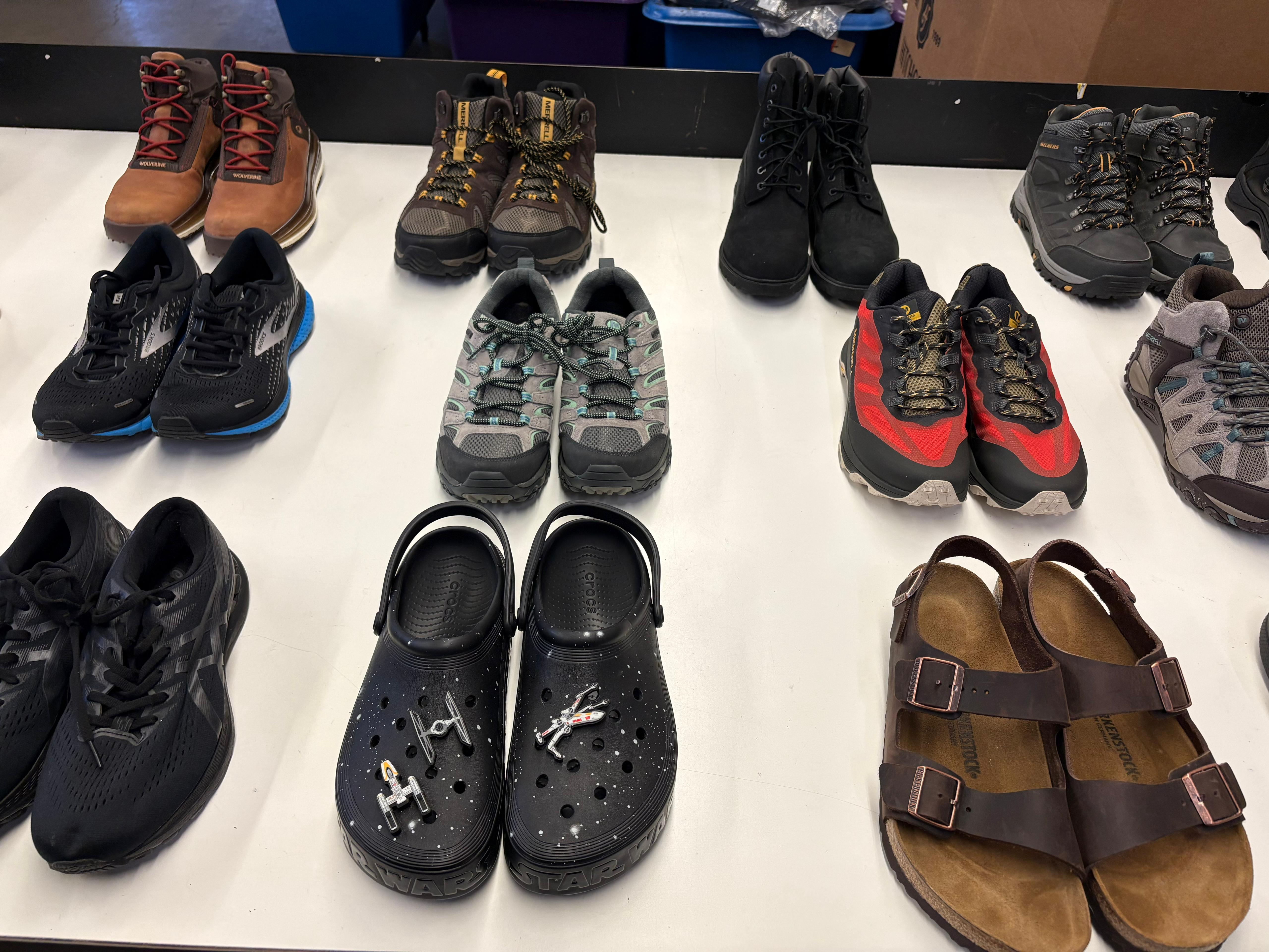 DSW Footwear Gold | Mixed/Assorted | Returns/Used| 20 Pairs | Small Box Shoes # SMS-523