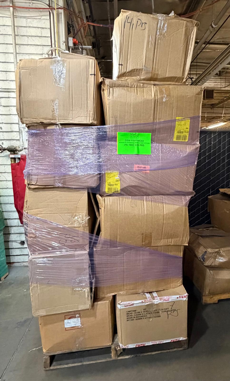 DSW Footwear/Shoes | Assorted Men's Women's & Kid's Footwear | Returns/Used | 226 Pairs | Pallet# PS-190