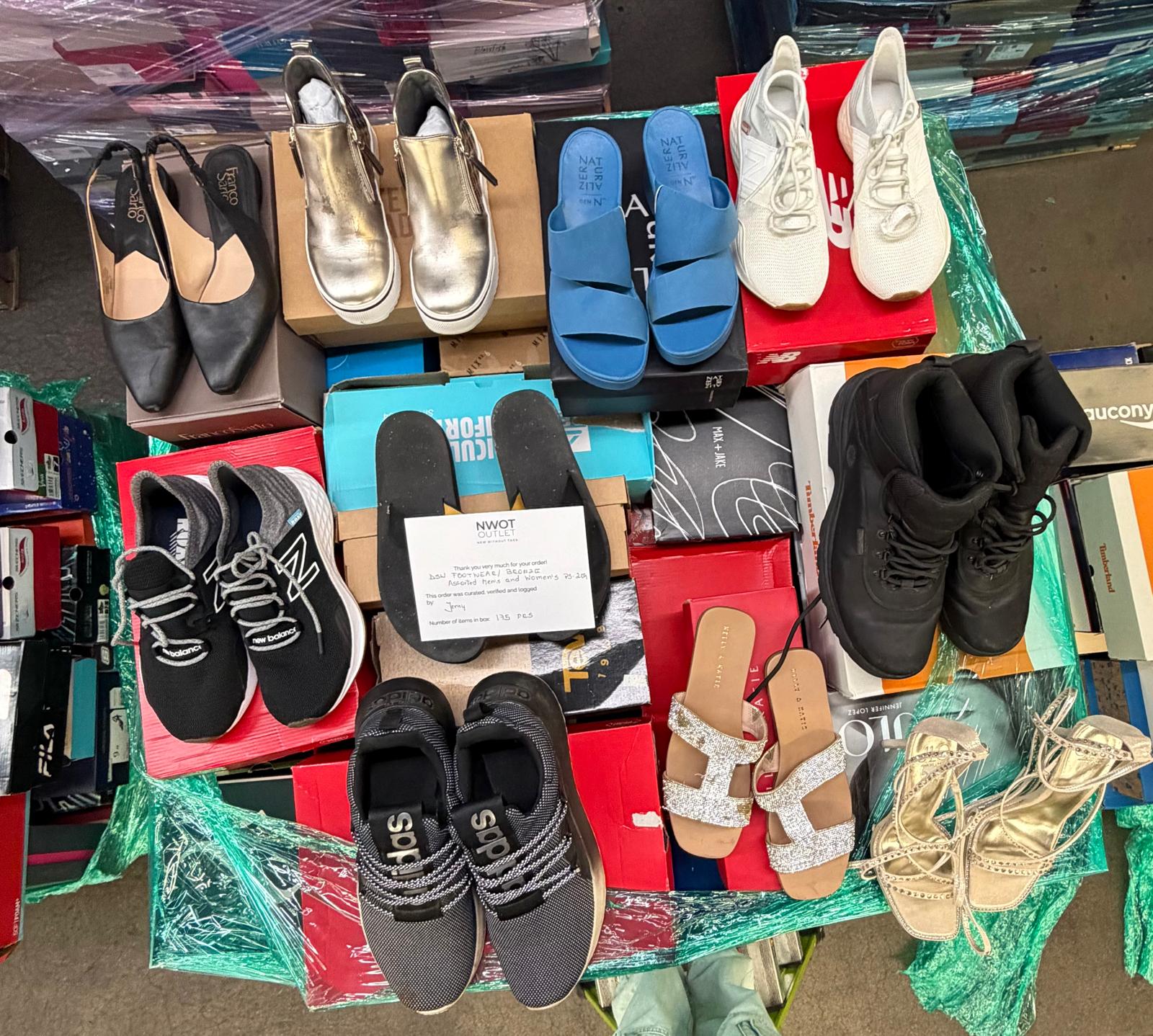 DSW Footwear/Shoes | Assorted Mixed Gender Bronze Footwear | Returns | 175 Pairs | Pallet# PS-209
