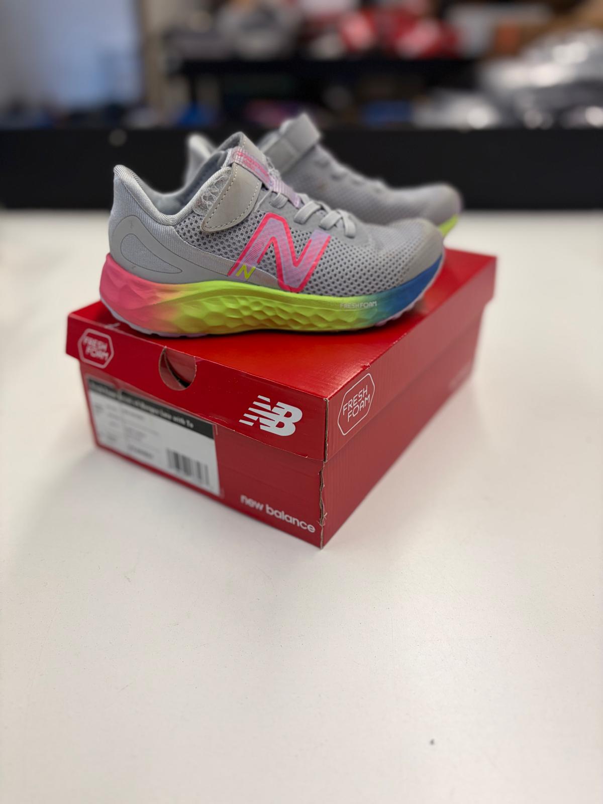 DSW Footwear/Shoes | Assorted Men's, Women's & Kid's Footwear | Returns | 327 Pairs | Pallet# PS-206