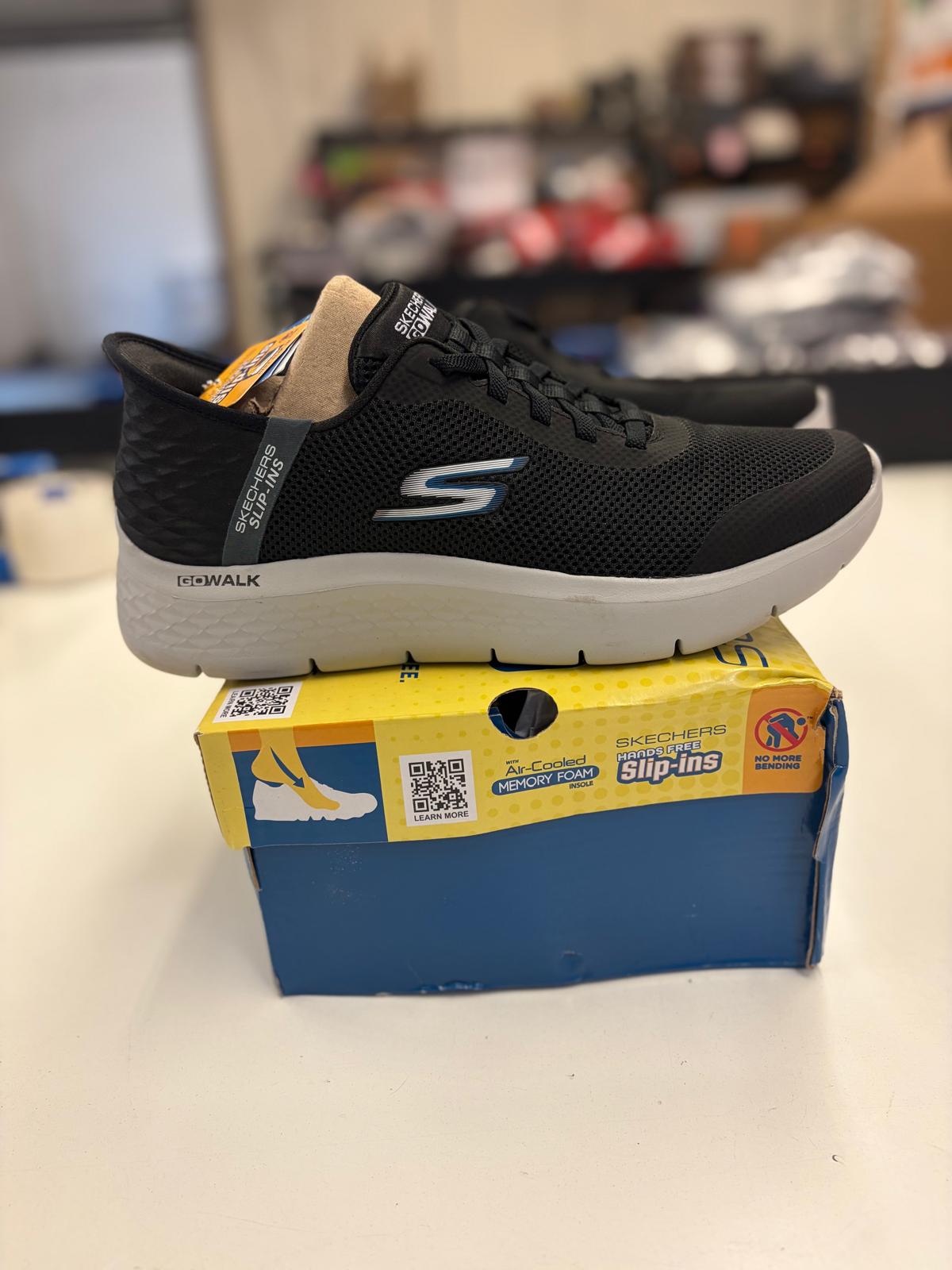 DSW Footwear/Shoes | Assorted Men's, Women's & Kid's Footwear | Returns | 327 Pairs | Pallet# PS-206