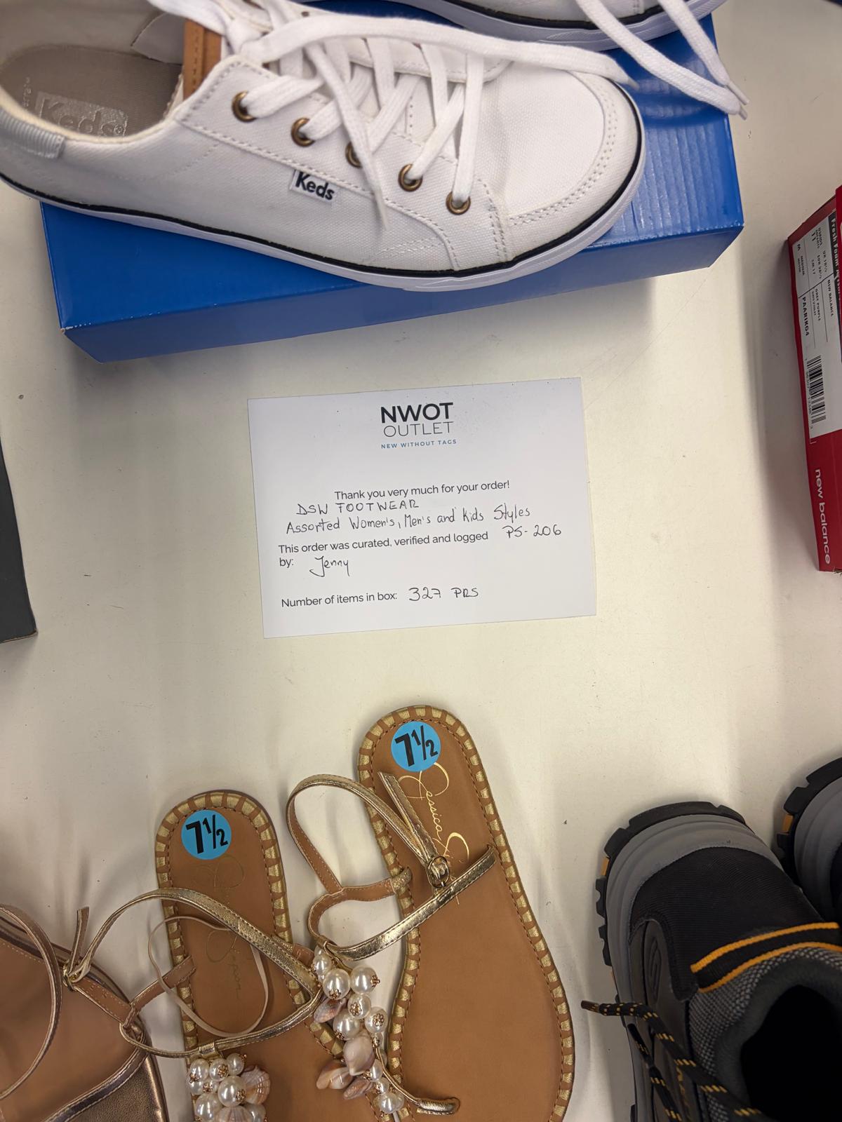 DSW Footwear/Shoes | Assorted Men's, Women's & Kid's Footwear | Returns | 327 Pairs | Pallet# PS-206