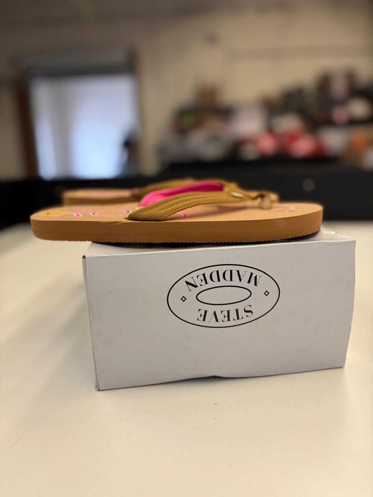 DSW Footwear/Shoes | Assorted Men's, Women's & Kid's Footwear | Returns | 239 Pairs | Pallet# PS-213