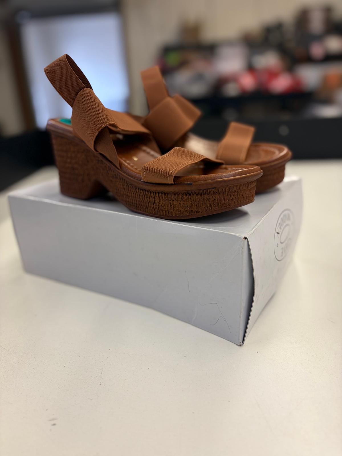 DSW Footwear/Shoes | Assorted Men's, Women's & Kid's Footwear | Returns | 239 Pairs | Pallet# PS-213