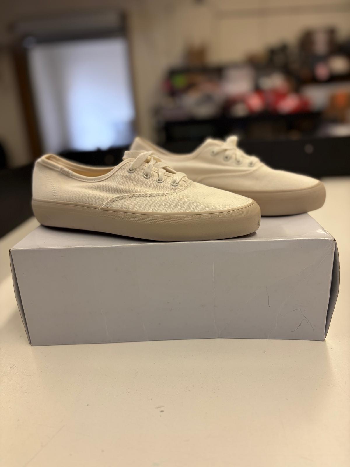 DSW Footwear/Shoes | Assorted Men's, Women's & Kid's Footwear | Returns | 239 Pairs | Pallet# PS-213