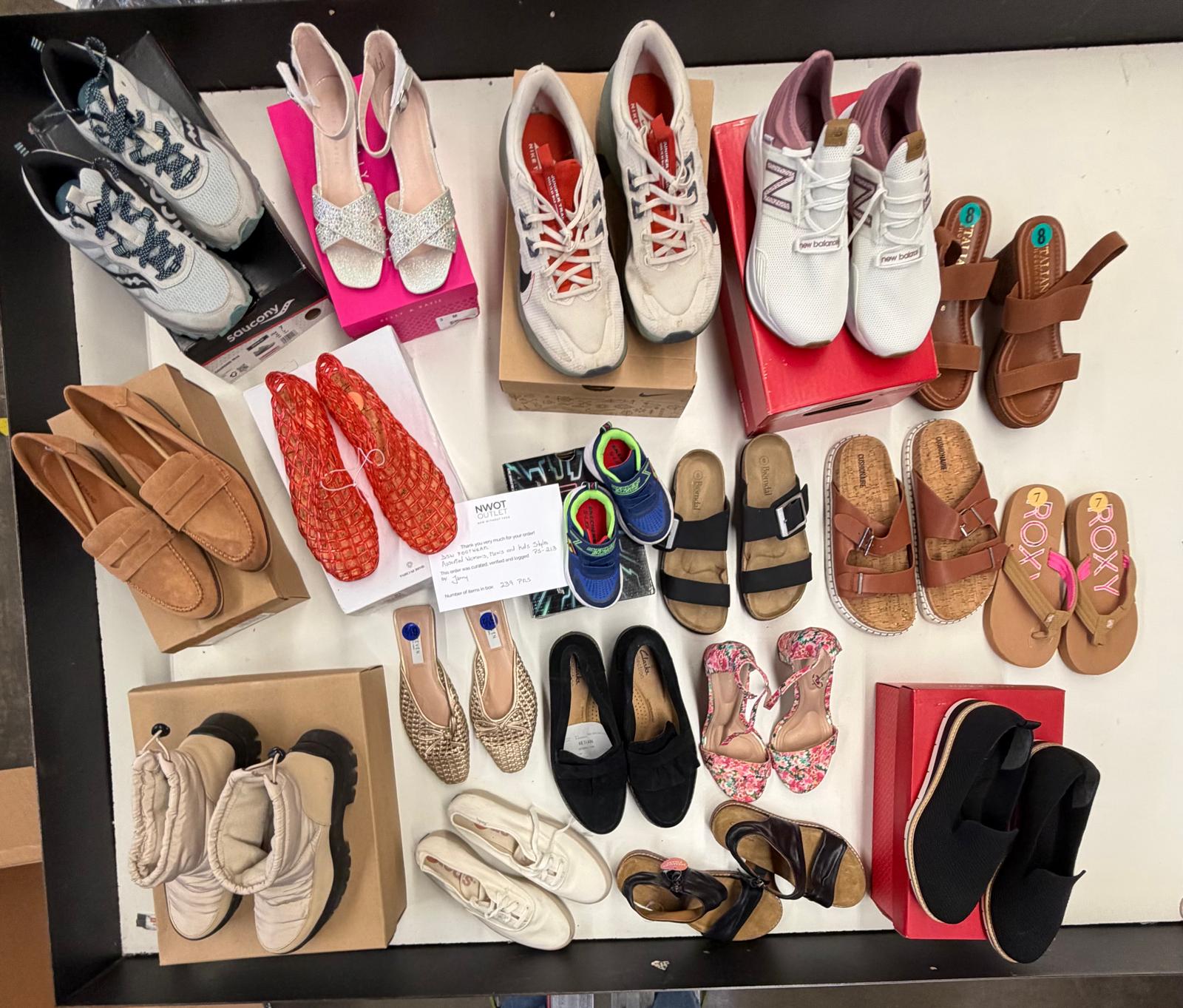 DSW Footwear/Shoes | Assorted Men's, Women's & Kid's Footwear | Returns | 239 Pairs | Pallet# PS-213