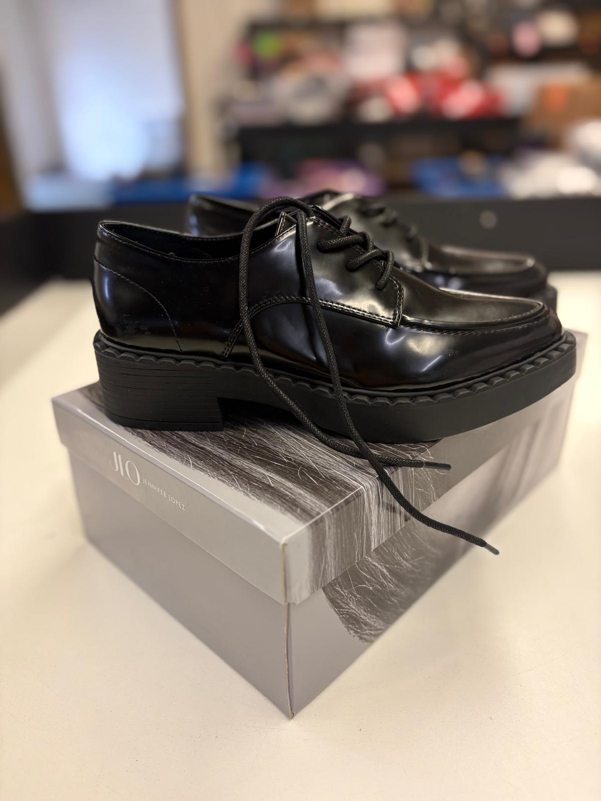 DSW Footwear/Shoes | Assorted Men's, Women's & Kid's Footwear | Returns | 288 Pairs | Pallet# PS-214
