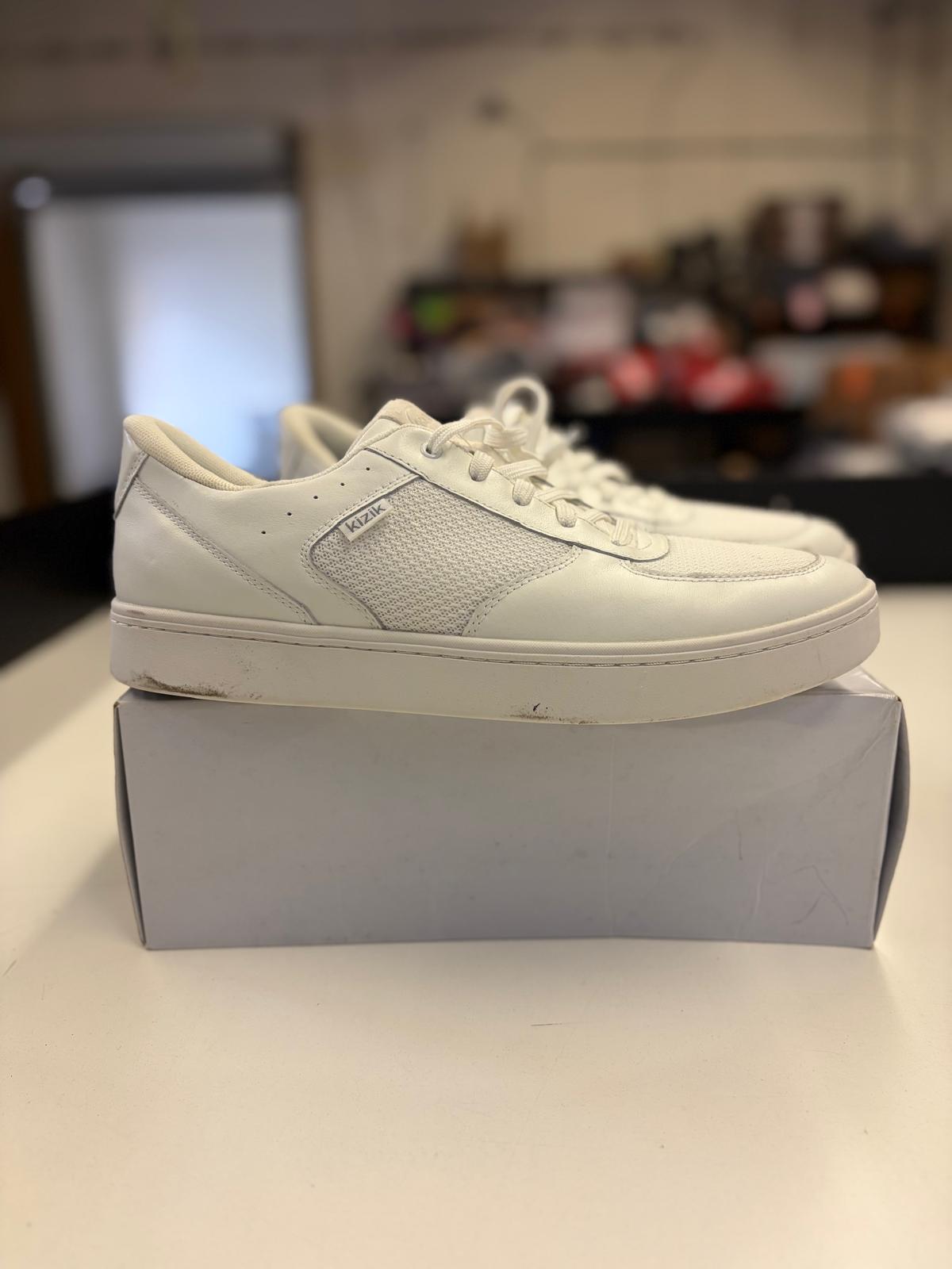 DSW Footwear/Shoes | Assorted Men's, Women's & Kid's Footwear | Returns | 327 Pairs | Pallet# PS-215