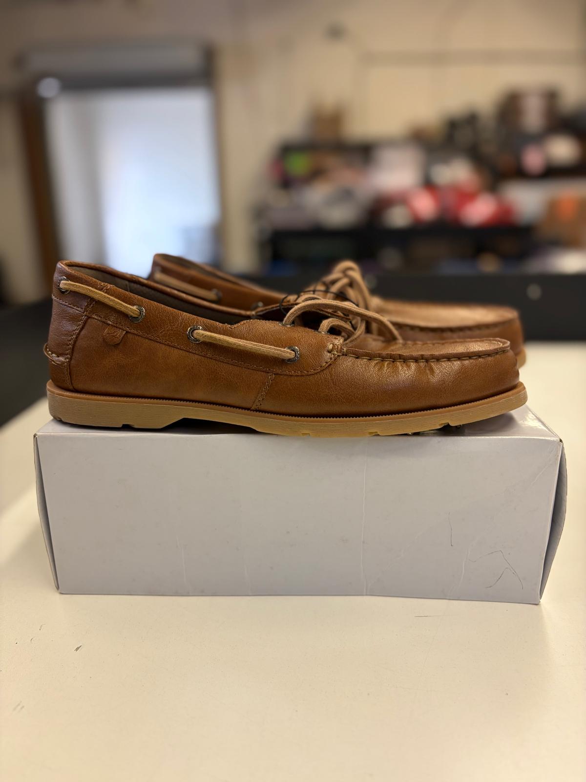 DSW Footwear/Shoes | Assorted Men's, Women's & Kid's Footwear | Returns | 327 Pairs | Pallet# PS-215