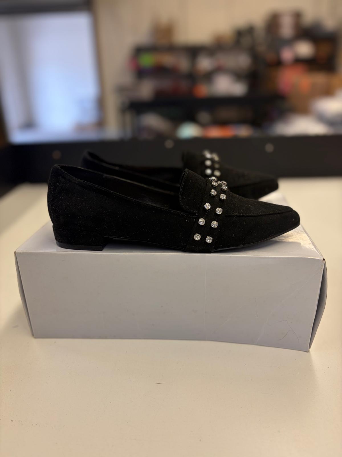 DSW Footwear/Shoes | Assorted Men's, Women's & Kid's Footwear | Returns | 311 Pairs | Pallet# PS-218