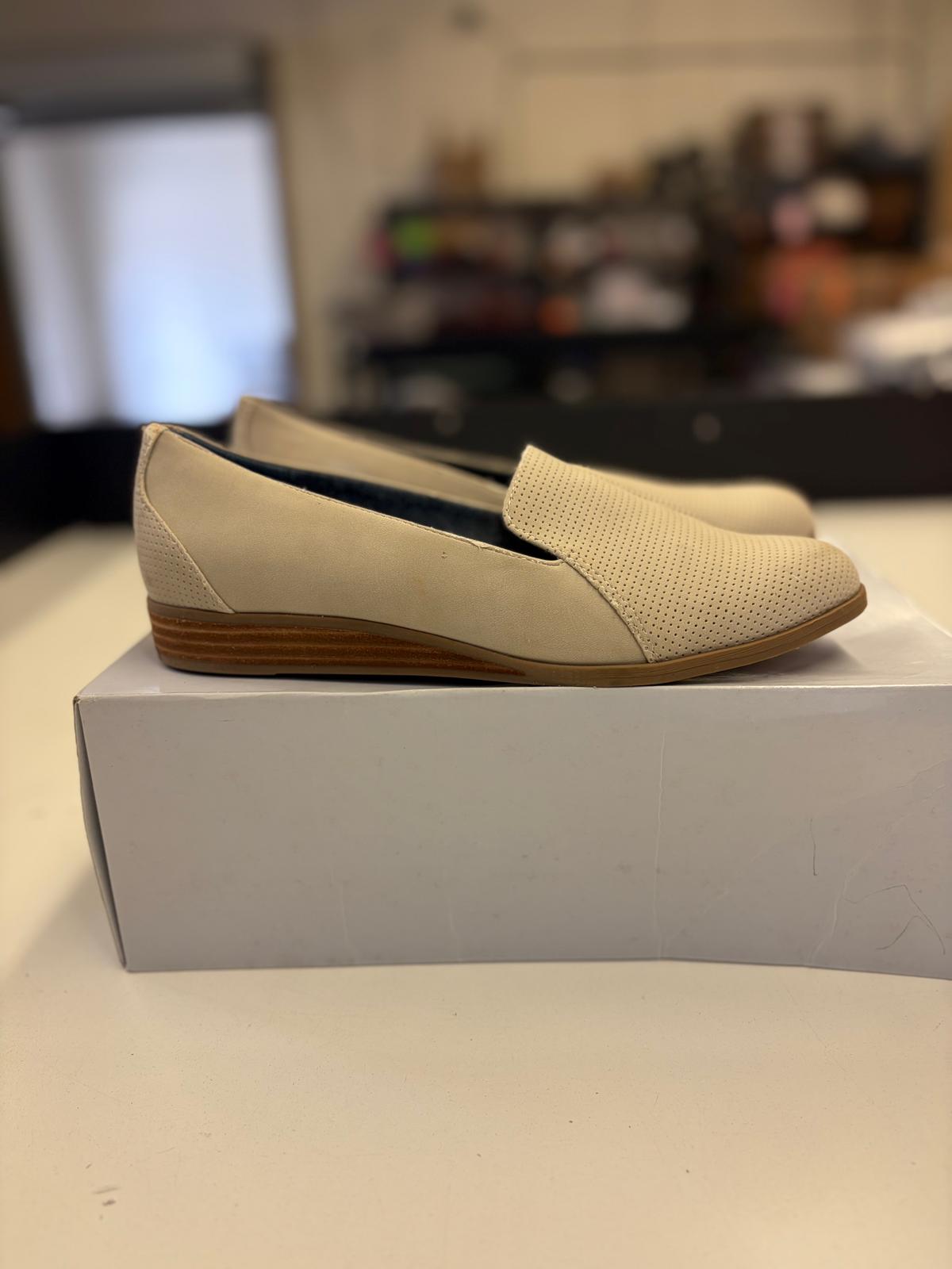 DSW Footwear/Shoes | Assorted Men's, Women's & Kid's Footwear | Returns | 311 Pairs | Pallet# PS-218