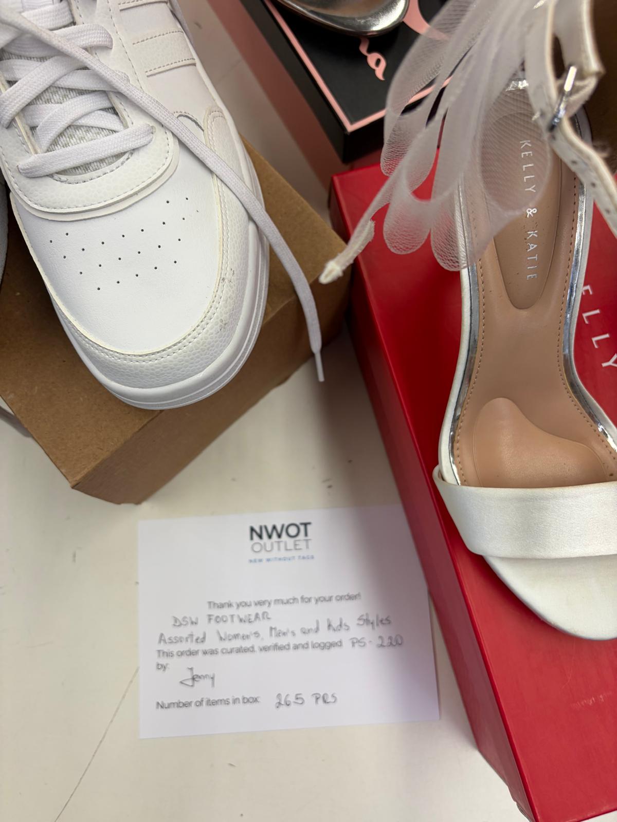 DSW Footwear/Shoes | Assorted Men's, Women's & Kid's Footwear | Returns | 265 Pairs | Pallet# PS-220