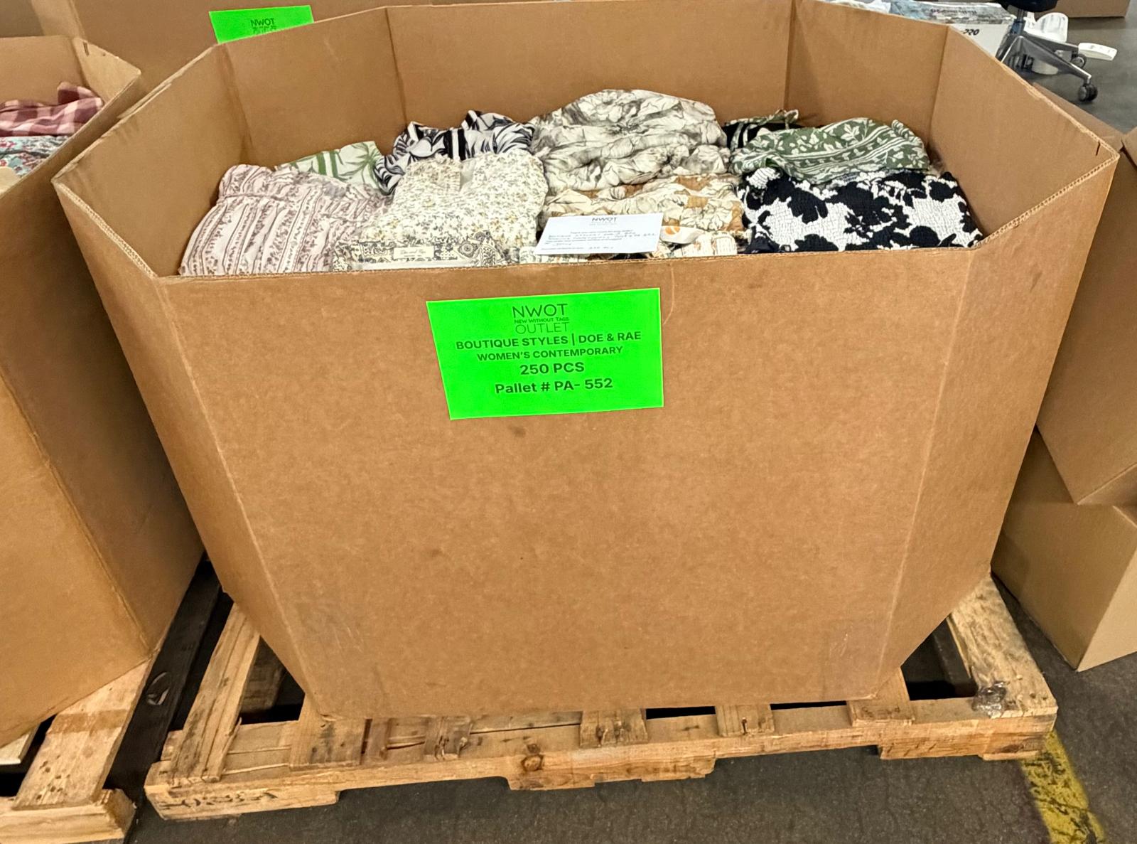 Doe And Rae | Women Assorted Apparel | 250 Pieces | Pallet #PA-552