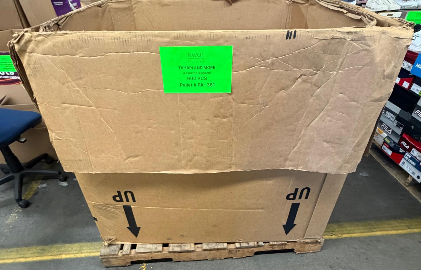 Tahari and more | Assorted  Apparel | 600 Pieces | New with Tag | Pallet #PA-381