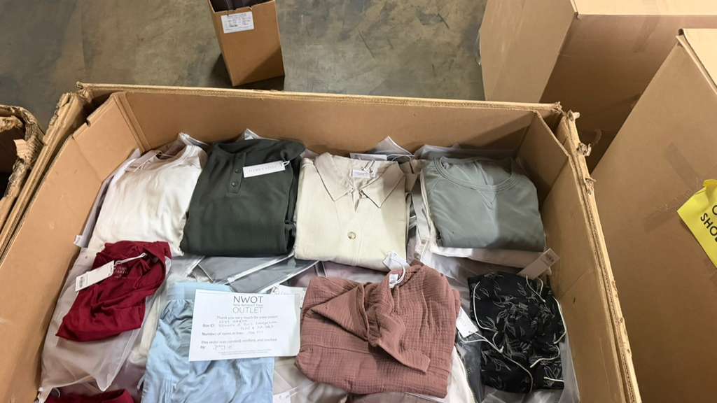 Cozy Earth | Assorted Apparel | New With Tag | 500 Pieces | Pallet #PA-485