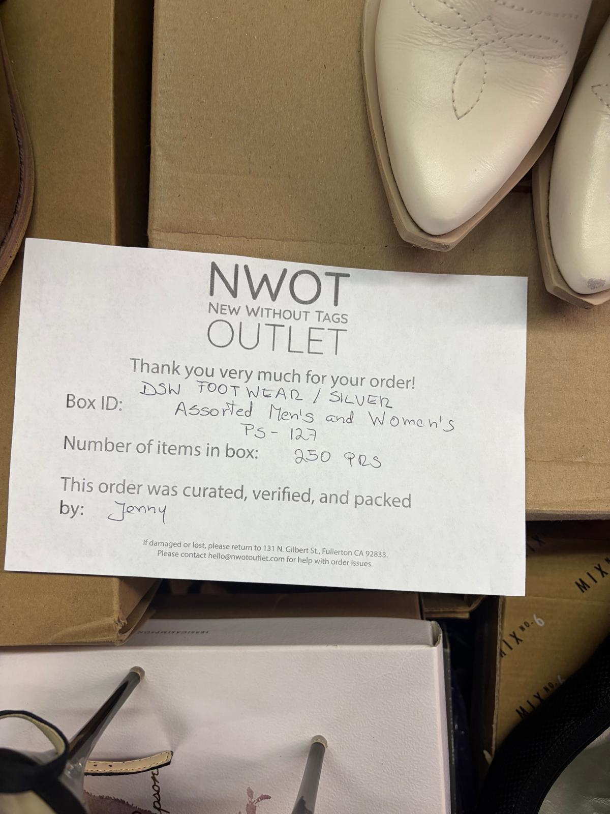 DSW Footwear/Shoes | Assorted Men's and Women's Silver Footwear | Returns | 250 Pairs | Pallet# PS-127