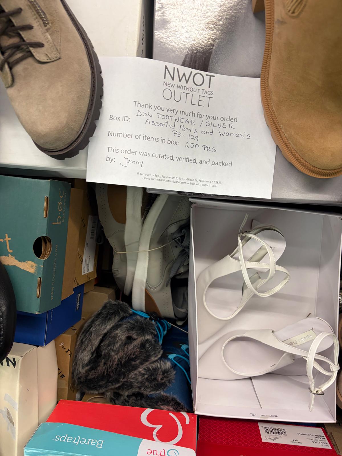 DSW Footwear/Shoes | Assorted Men's and Women's Silver Footwear | Returns | 250 Pairs | Pallet# PS-129