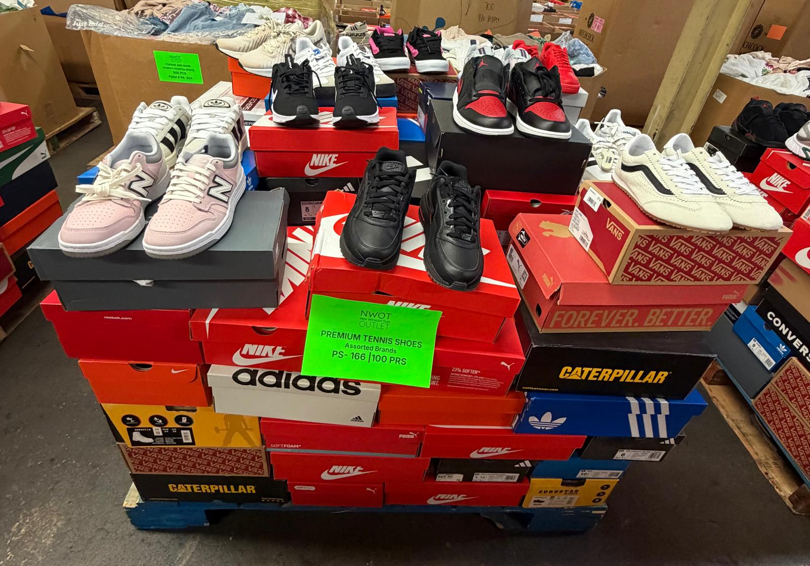 Premium Tennis Shoes | Nike & Assorted  | NWT | 100 pairs | Pallets # PS-166