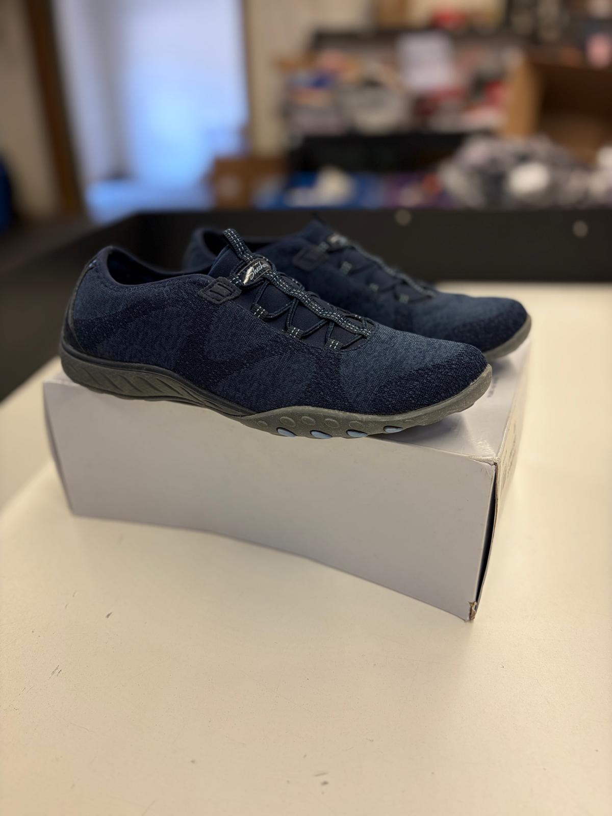 DSW Footwear/Shoes | Assorted Men's Women's & Kid's Footwear | Returns/Used | 251 Pairs | Pallet# PS-194