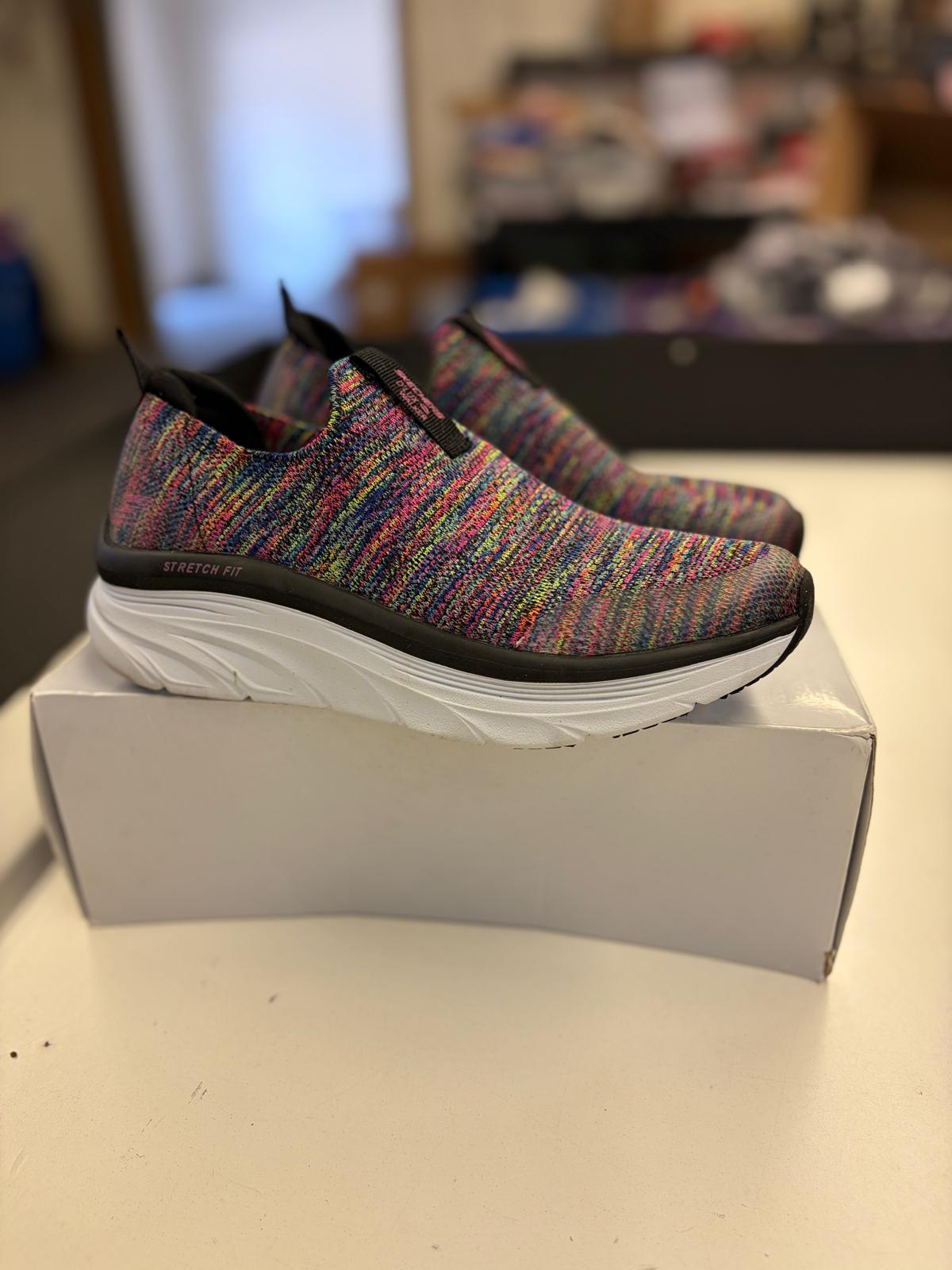 DSW Footwear/Shoes | Assorted Men's Women's & Kid's Footwear | Returns/Used | 251 Pairs | Pallet# PS-194