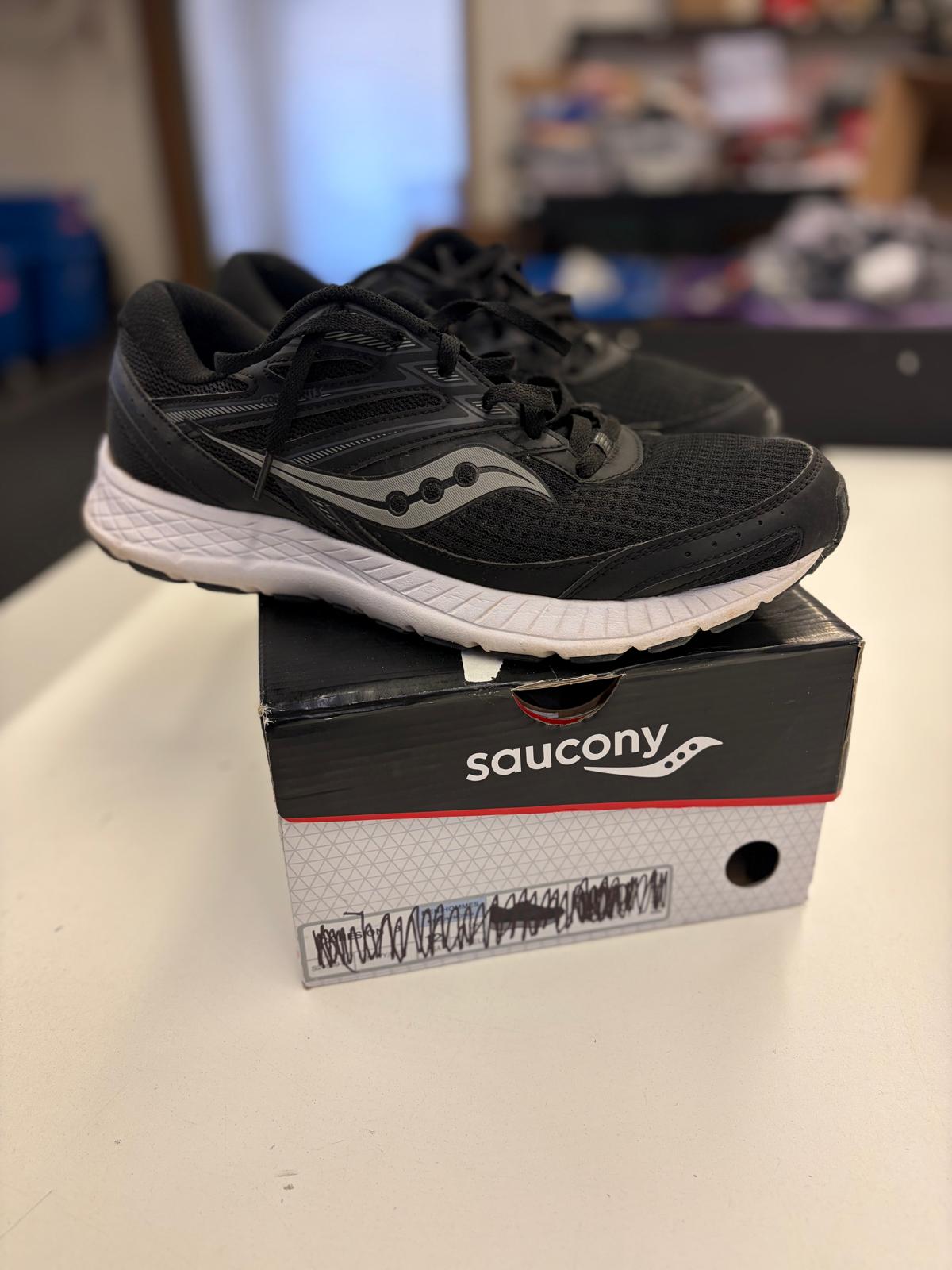DSW Footwear/Shoes | Assorted Men's Women's & Kid's Footwear | Returns/Used | 299 Pairs | Pallet# PS-193