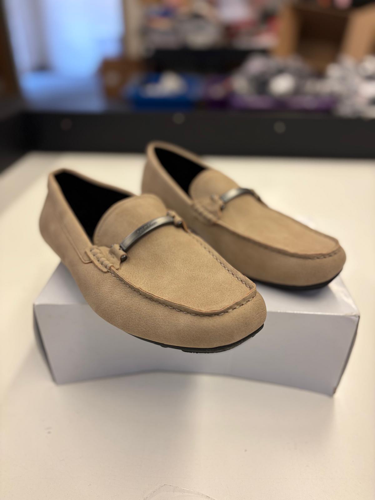 DSW Footwear/Shoes | Assorted Men's Women's & Kid's Footwear | Returns/Used | 299 Pairs | Pallet# PS-193