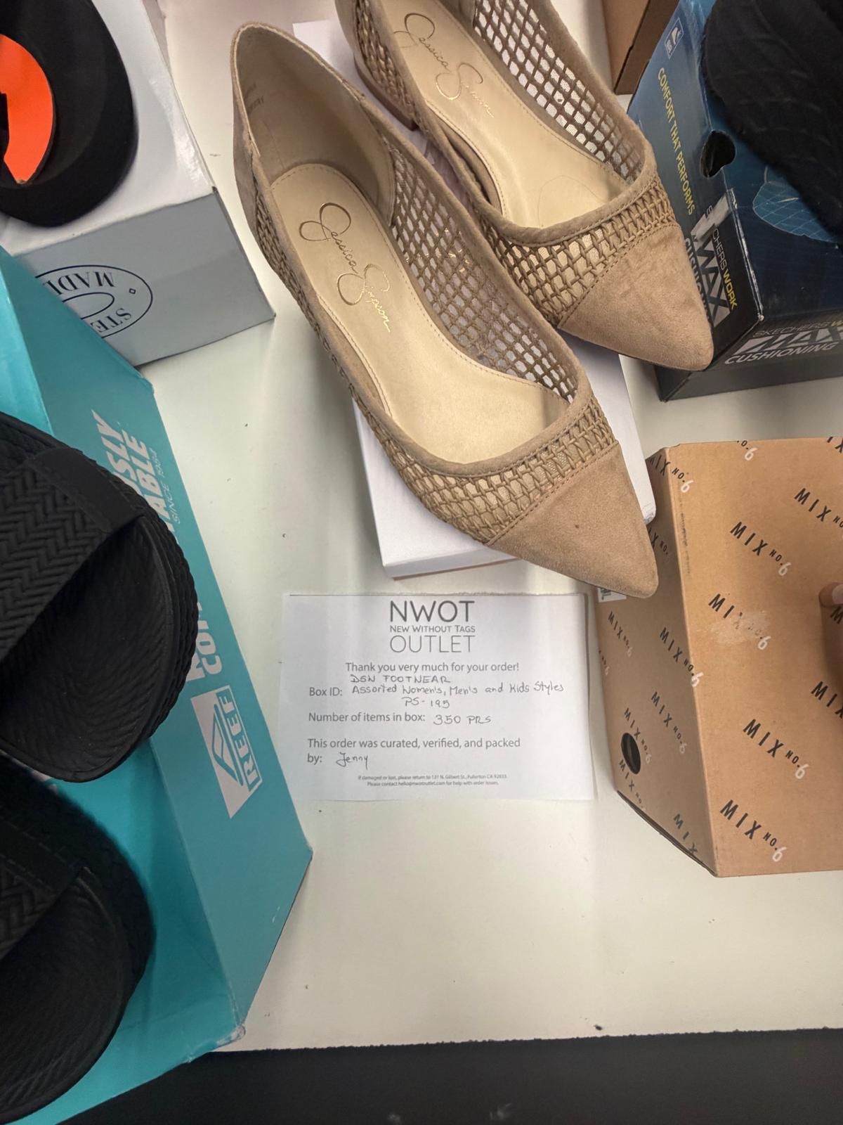 DSW Footwear/Shoes | Assorted Men's Women's & Kid's Footwear | Returns/Used | 350 Pairs | Pallet# PS-195