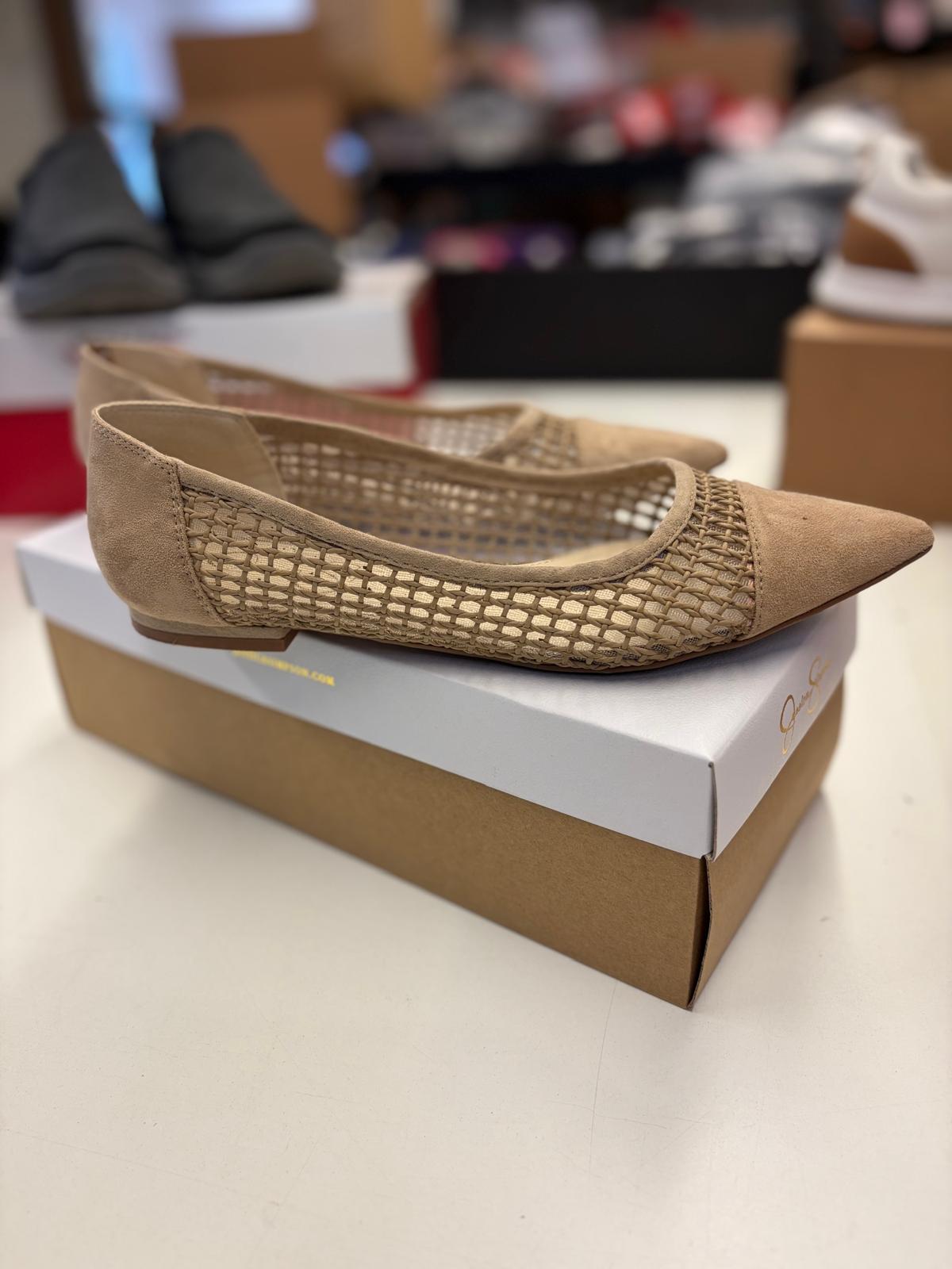 DSW Footwear/Shoes | Assorted Men's Women's & Kid's Footwear | Returns/Used | 350 Pairs | Pallet# PS-195