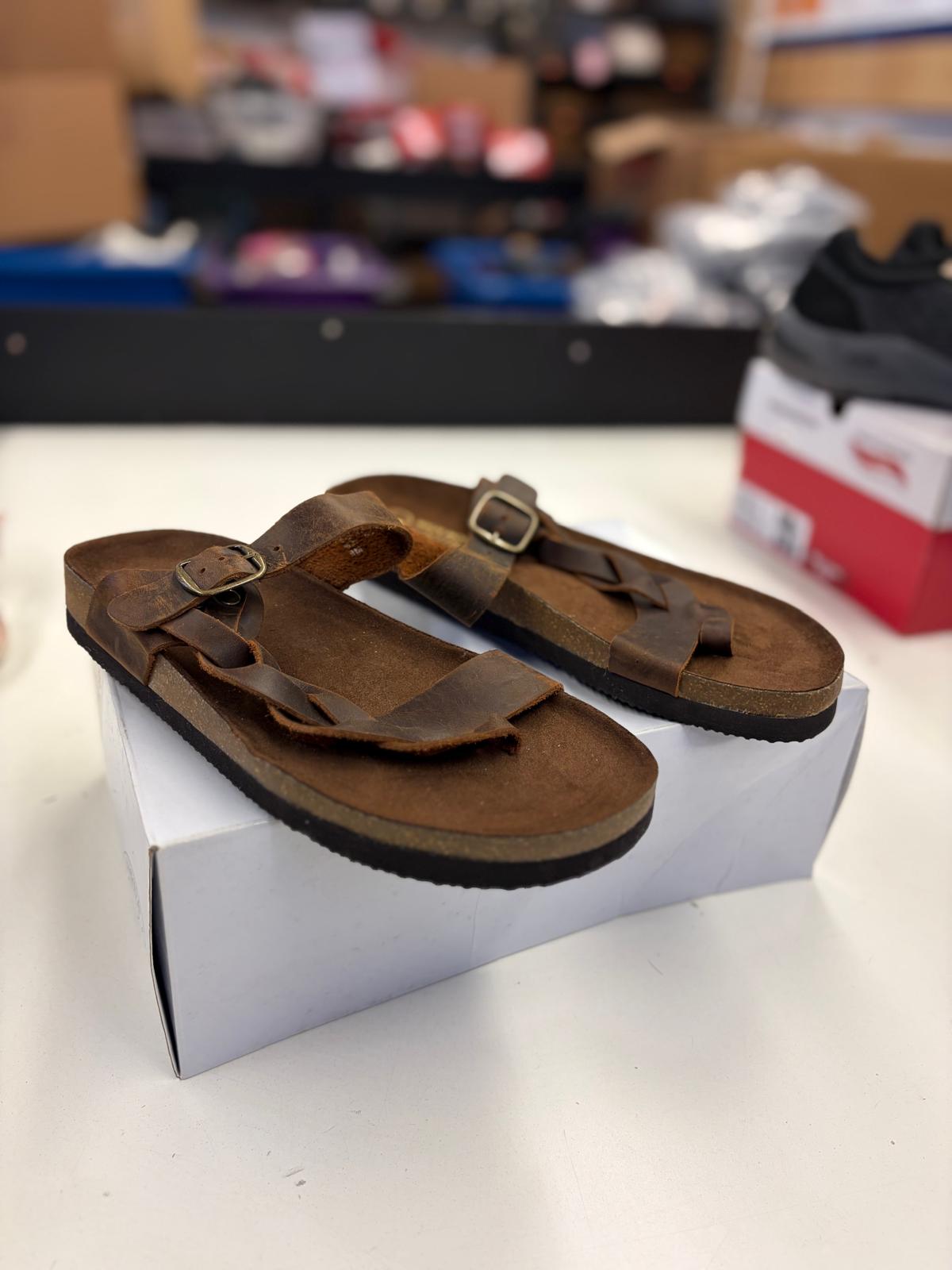 DSW Footwear/Shoes | Assorted Men's Women's & Kid's Footwear | Returns/Used | 350 Pairs | Pallet# PS-195