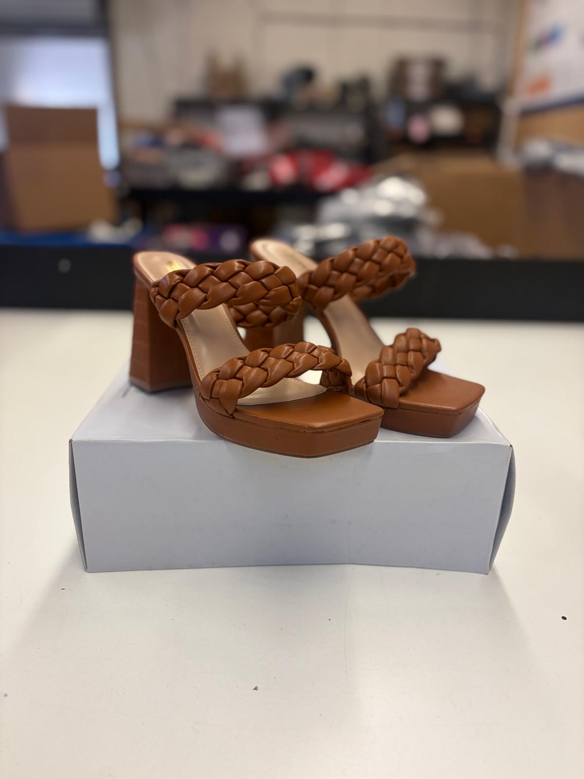 DSW Footwear/Shoes | Assorted Men's Women's & Kid's Footwear | Returns/Used | 292 Pairs | Pallet# PS-196