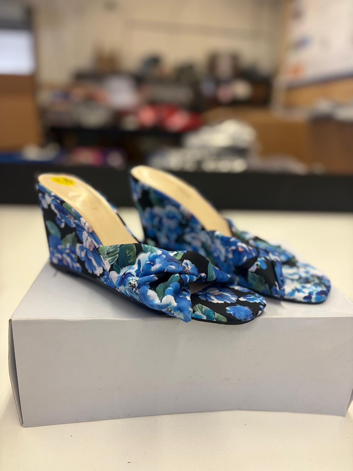 DSW Footwear/Shoes | Assorted Men's Women's & Kid's Footwear | Returns/Used | 292 Pairs | Pallet# PS-196