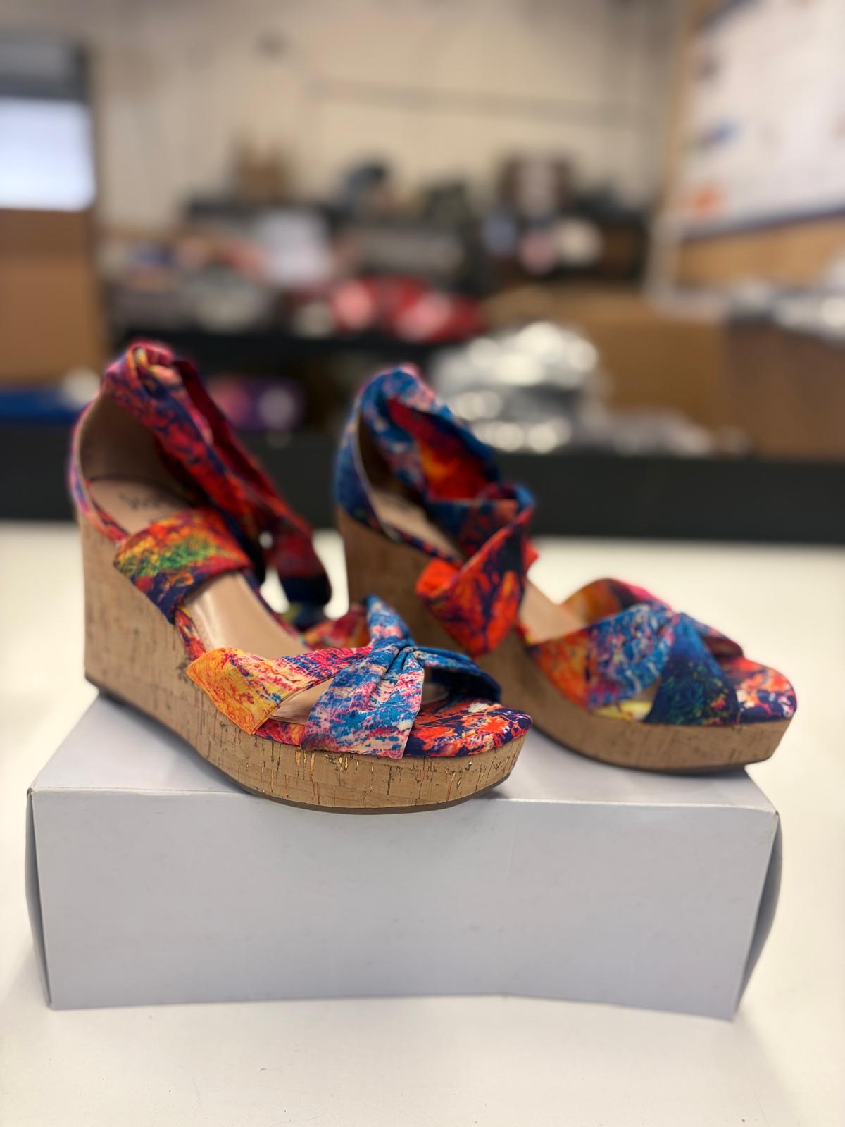 DSW Footwear/Shoes | Assorted Men's Women's & Kid's Footwear | Returns/Used | 292 Pairs | Pallet# PS-196