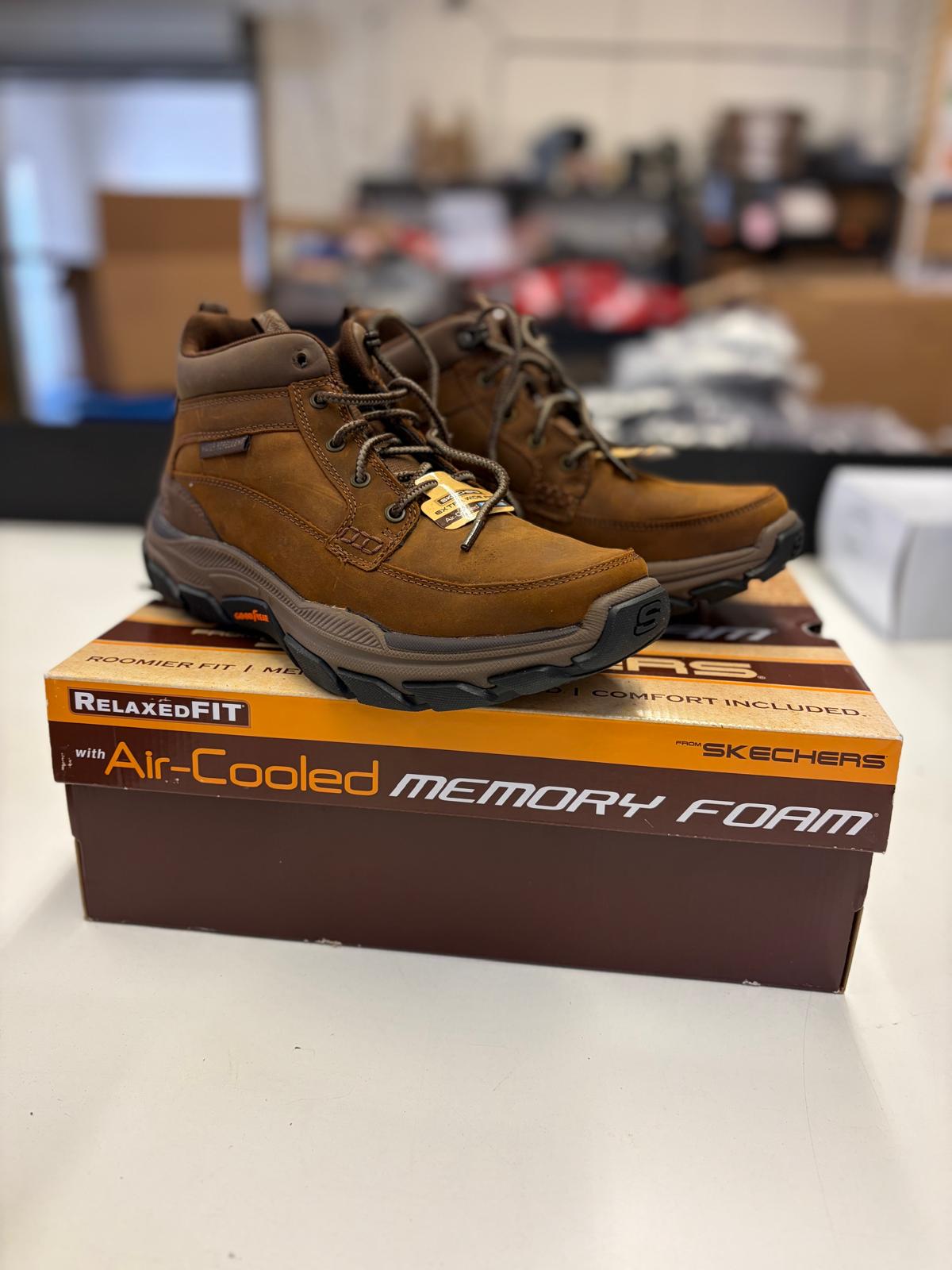 DSW Footwear/Shoes | Assorted Men's Women's & Kid's Footwear | Returns/Used | 293 Pairs | Pallet# PS-197