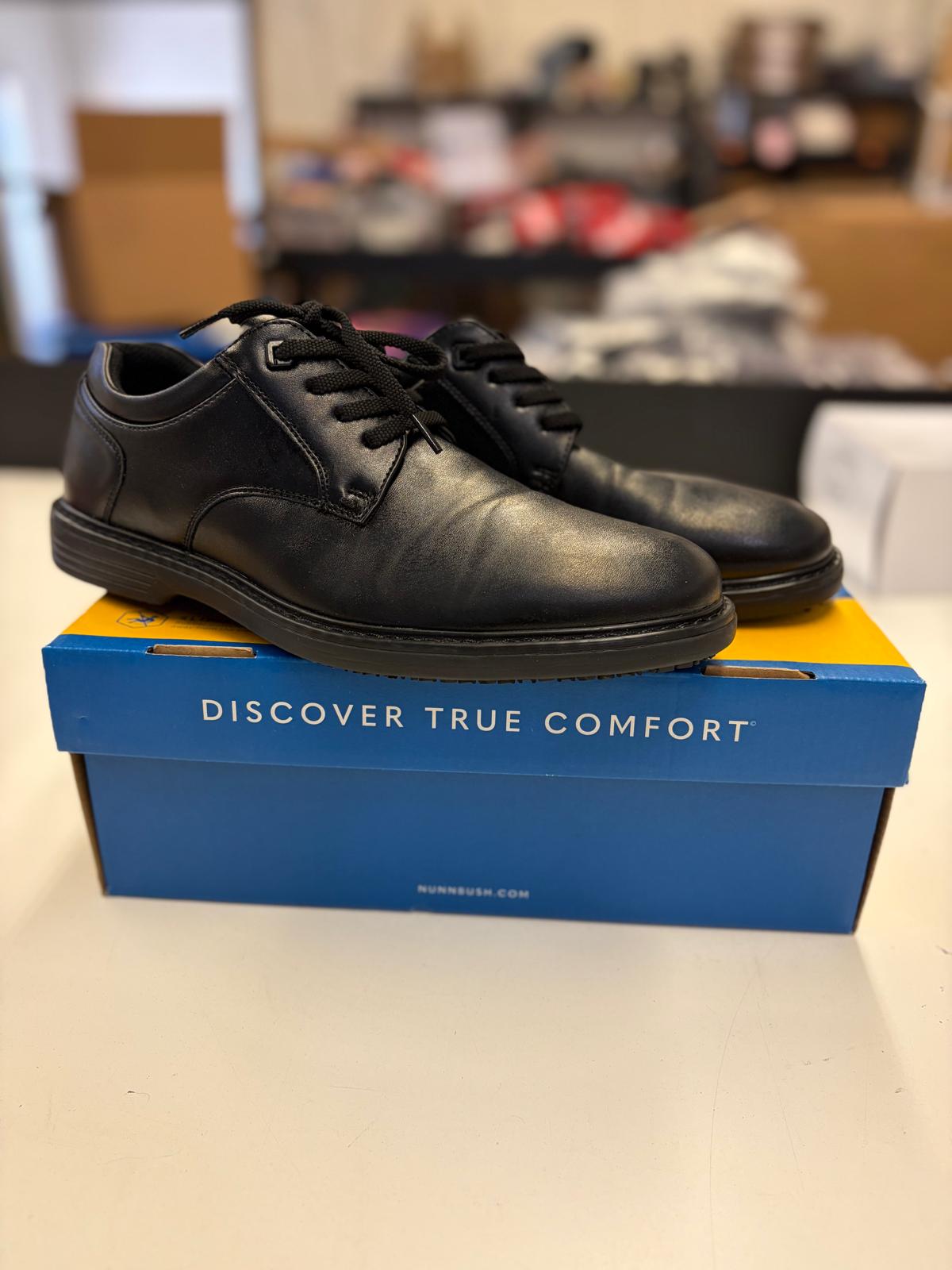 DSW Footwear/Shoes | Assorted Men's Women's & Kid's Footwear | Returns/Used | 293 Pairs DSW Footwear/Shoes | Assorted Men's Women's & Kid's Footwear | Returns/Used | 293 Pairs