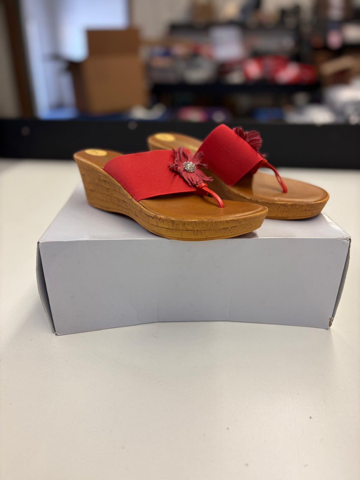 DSW Footwear/Shoes | Assorted Men's Women's & Kid's Footwear | Returns/Used | 293 Pairs | Pallet# PS-197