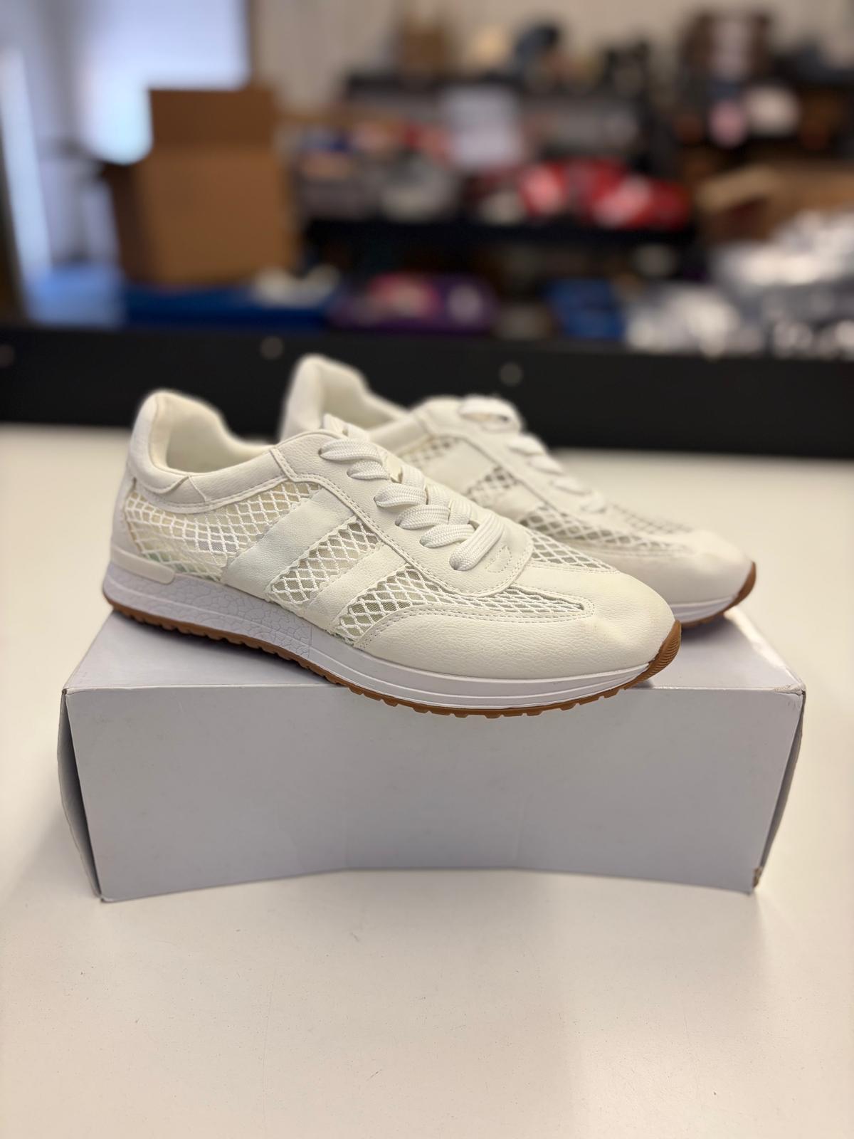 DSW Footwear/Shoes | Assorted Men's Women's & Kid's Footwear | Returns/Used | 293 Pairs | Pallet# PS-197