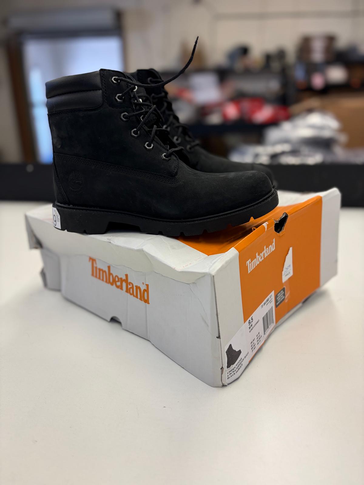 DSW Footwear/Shoes | Assorted Men's Women's & Kid's Footwear | Returns/Used | 243 Pairs | Pallet# PS-198