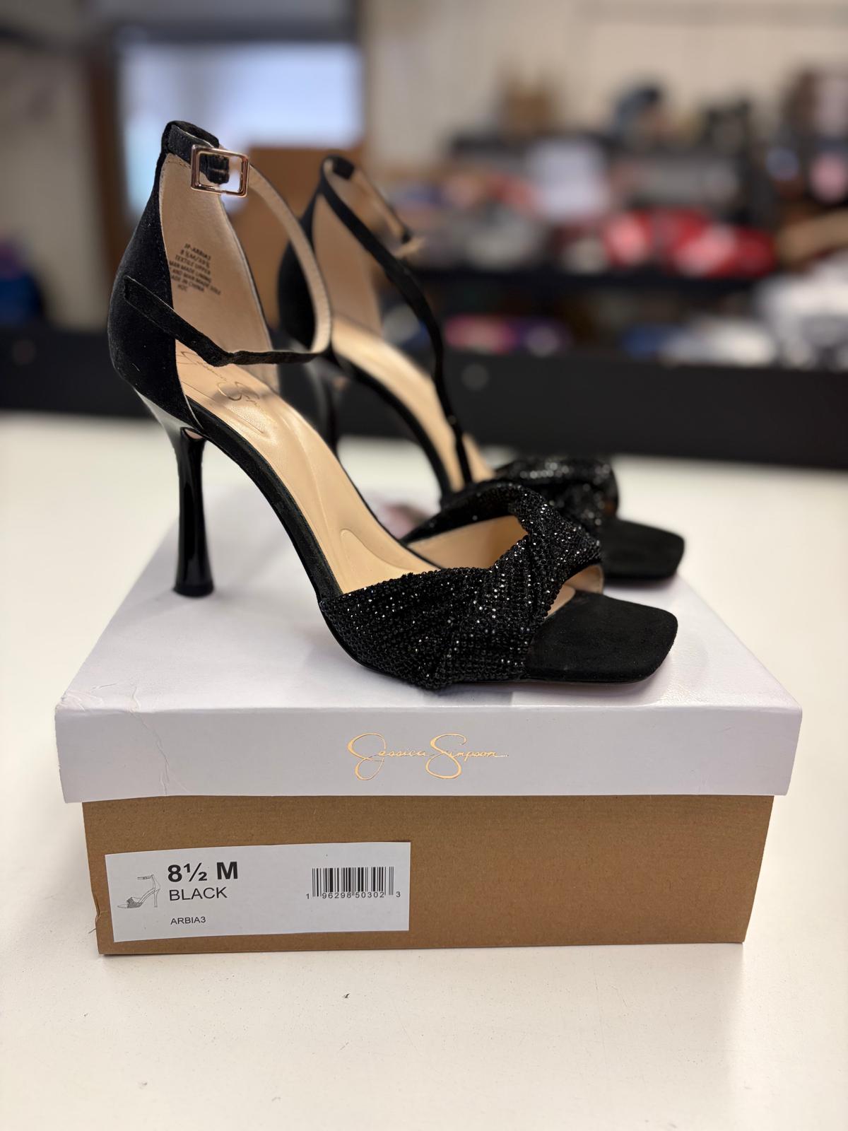 DSW Footwear/Shoes | Assorted Men's Women's & Kid's Footwear | Returns/Used | 243 Pairs | Pallet# PS-198